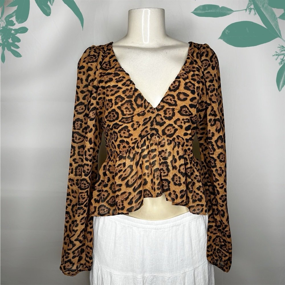 New W/ Tags H&M Leopard Blouse, Size S